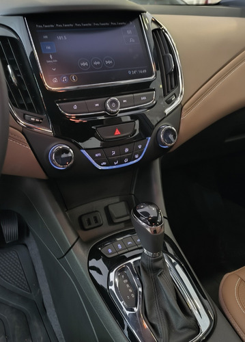 Chevrolet Cruze 1.4 Premier At Sedan