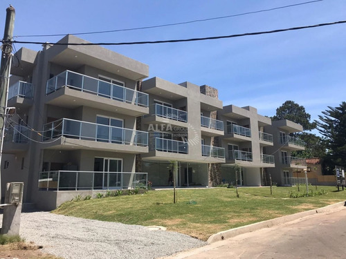 Imagen 11 de 18 de Apartamento A Estrenar En La Mansa 1 Dormitorio Con Parrillero