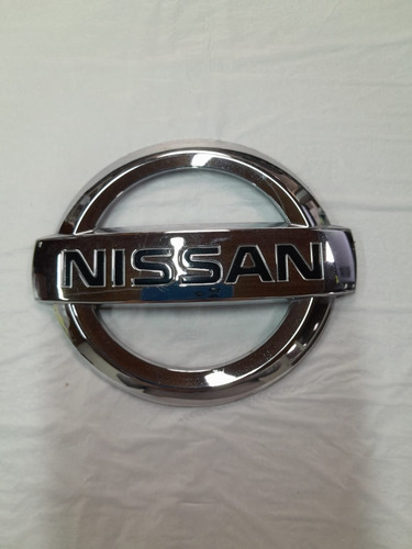 Emblema Nissan Pequeño 5 Cm