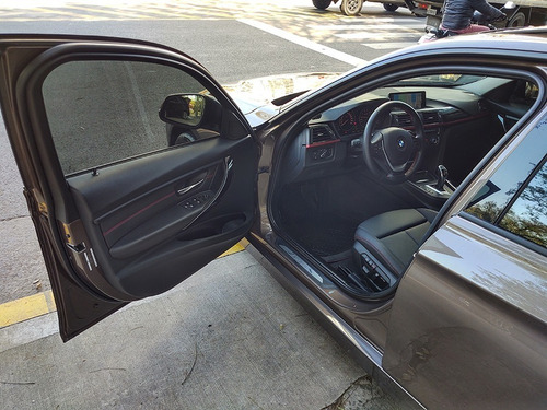 Imagen 7 de 15 de Bmw 328i 2014 Sport 328 At Abasto Motors