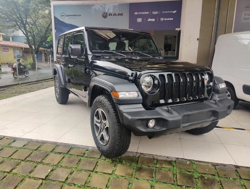 Imagen 2 de 9 de Jeep Wrangler Unlimited Sahara At 2023