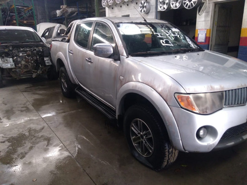 Sucata Mitsubishi L200 Triton 3.2 D 2010 (venda De Peças)