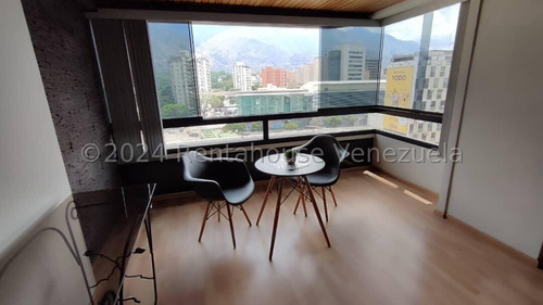 Apartamento En Alquiler En La Carlota Yb #24-24361