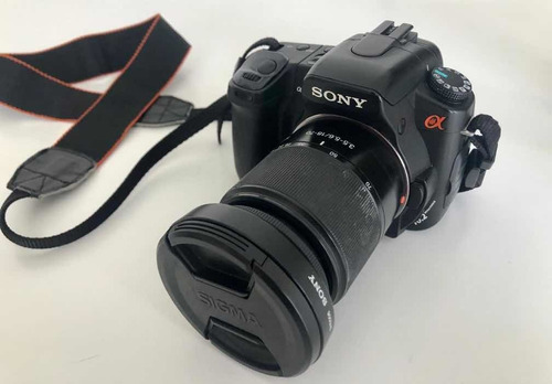 Câmera Sony A300 Com Duas Lentes: 18-70 E 75-300