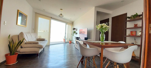 Imagen 3 de 28 de Venta Departamento En Del Valle Con Balcón