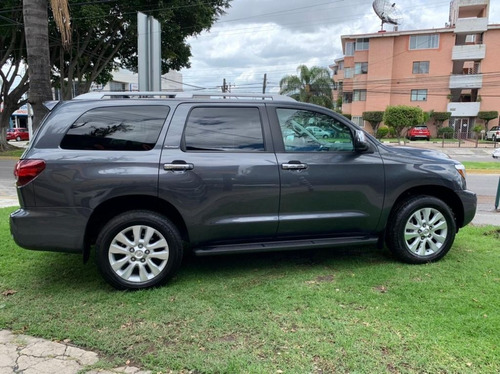 Imagen 14 de 14 de Toyota Sequoia Platinum V8 2021