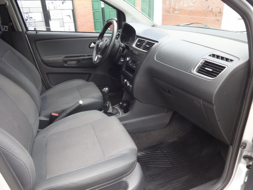 Volkswagen Fox Trendline 1.6 [ Excelente - Financio }