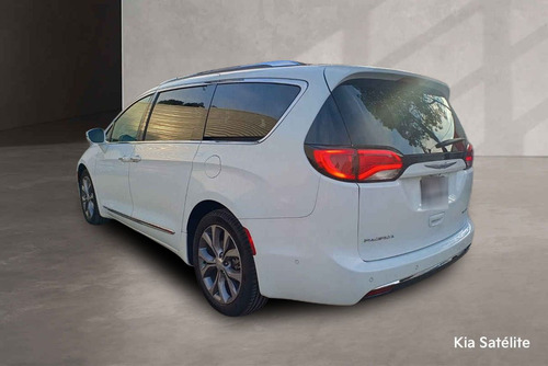 Chrysler Pacifica 3.7 3.6 At