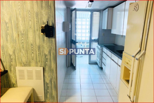 Imagen 6 de 19 de Apartamento En Alquiler Anual