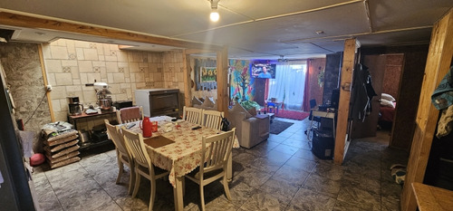 Casa En Pje Los Aromos/consultorio Victor Domingo