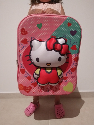 Mochila Hello Kitty Con Relieve