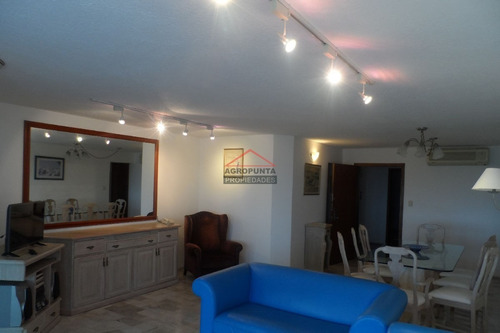 Apartamento En Roosevelt, 4 Dormitorios *- Ref: 2798