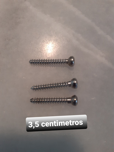 Platina Y Tornillo De Titanio Para Fractura Tibia Y Perone (Usado)