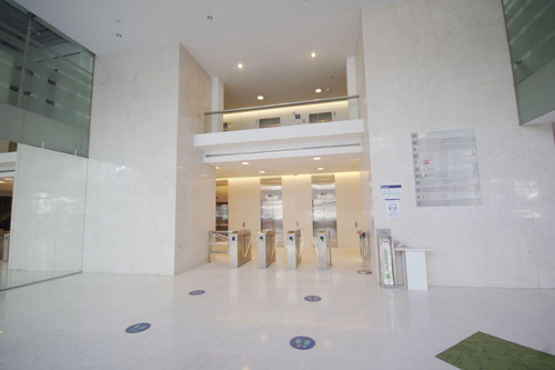 Oficina En Planta Libre En Edifcio Aaa Leed Silver