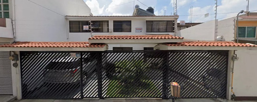 Casa En Hacienda De Echegaray, Naucalpan, A Un Super Precio De Remate Bancario