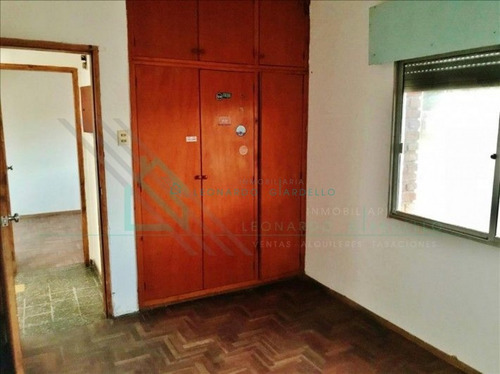 Imagen 6 de 16 de Colonia - Casa Próxima Al Centro.- Ref: 879
