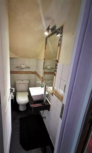 Casa En Venta De 5 Dorm. Alto Macul En La Florida
