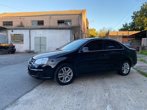 Volkswagen Vento 2.5 Luxury 170cv 2010