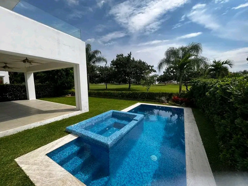 Villa En Condominio Horizontal Doble Acceso Controlado