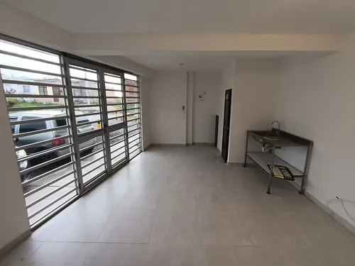 Local En Venta En Sector Centenario (279060884).