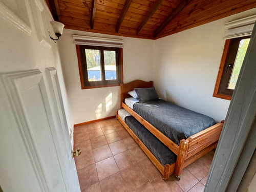 Casa Céntrica En Maitencillo 2 Pisos, Patio Amplio, Opción