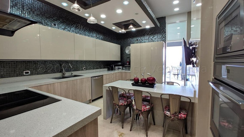 Imagen 8 de 17 de Ph Apartamento En Venta En El Solar Del Hatillo, Caracas, Codigo: Mvg 21-18042