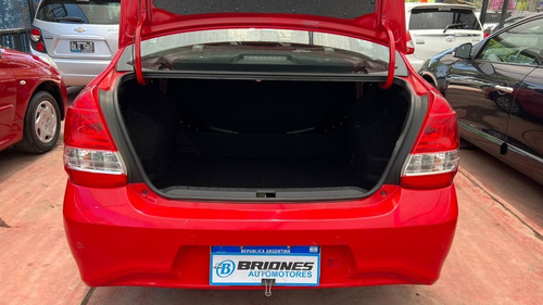 Imagen 6 de 8 de Toyota Etios X 1.5 2019