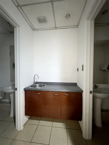 Arriendo Moderna Oficina, Nueva Las Condes