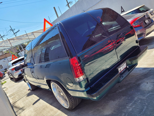 Chevrolet Silverado Pickup 2500 Custom 4vel Aa Mt