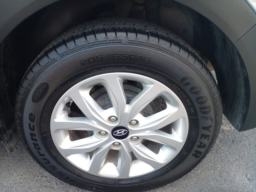 Imagen 14 de 15 de Hyundai Creta 2019 1.6 Gls Mt