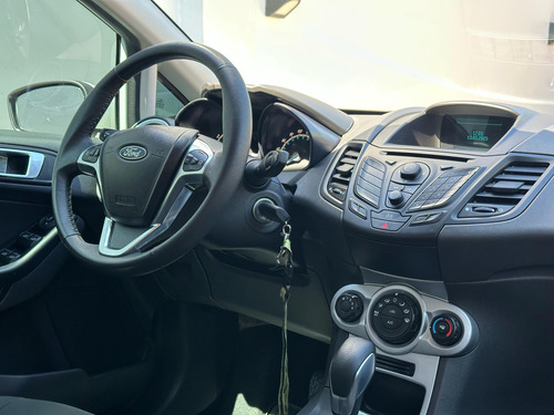 Ford Fiesta Kinetic 1.6 Se Powershift 120cv