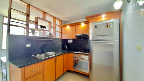 Apartamento En Venta Urb. Pirineos Residencias Quinimari