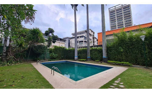 En Venta Apartamento 101m2 1h Más Estudio 2b 1p Altamira