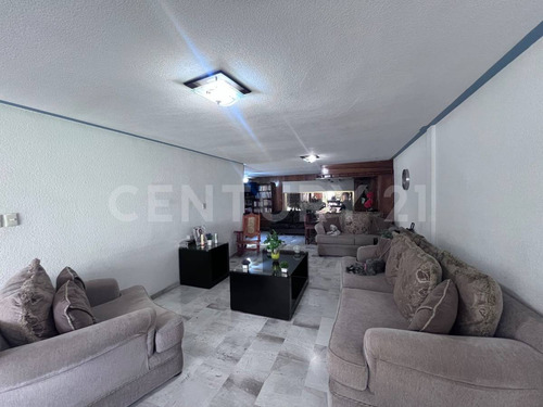 Venta De Casa Colonia Carretas Querétaro