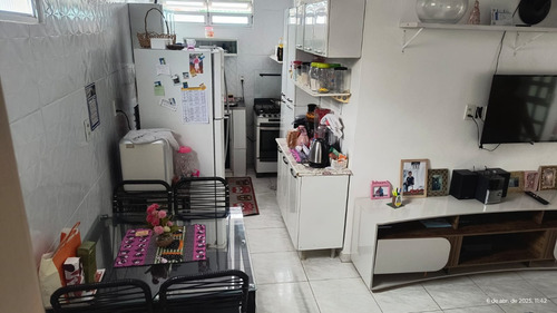 Vendo Terreno Com Duas Casas