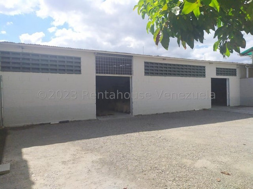 Galpón En Venta Zona Industrial 1 Barquisimeto Kenlimar Nieto 23-22033