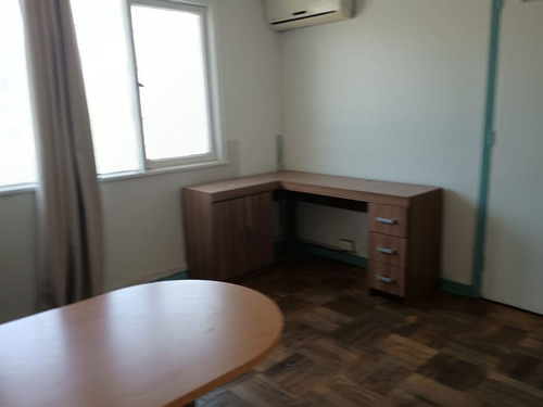 Casa En Venta De 4 Dorm. En Las Condes