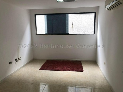 Imagen 11 de 13 de Local En Alquiler Prados Del Este 22-17026 Renta House Los Samanes