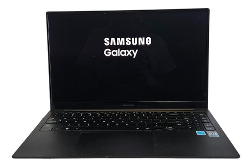 Laptop Samsung Galaxy Book2 Pro 15.6''core I7 32gb Ram 1tb (Reacondicionado)
