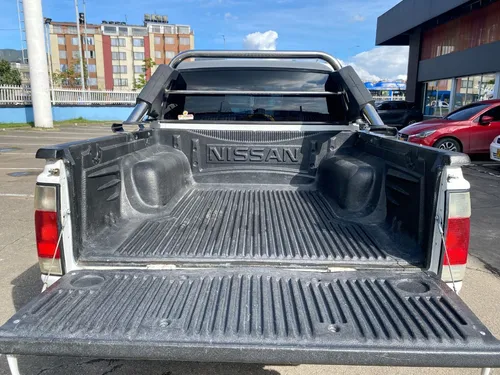 Nissan Frontier Np300 Mt 2.4 4x2