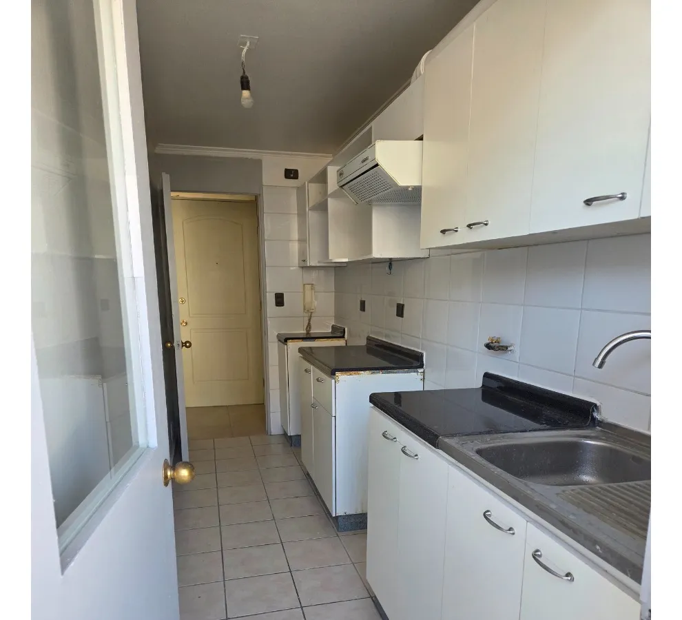 Imagen 4 de 17 de Amplio Departamento 3d2b, Est. Y Bod., Metro Los Cementerios