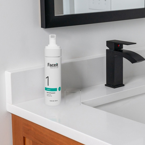 Imagen 5 de 9 de Jabon Espumoso Dermolimpiador Anti Acne Faceit 150 Ml