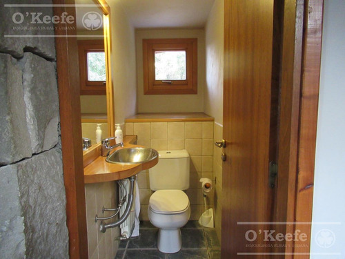 Imagen 16 de 30 de Casa En Venta Barrio Cerrado Antu Hue, Con Excelente Vista Al Lago En Bariloche