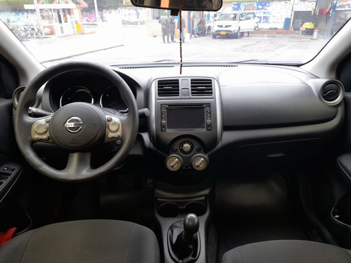 Nissan Versa 1.6 Advance