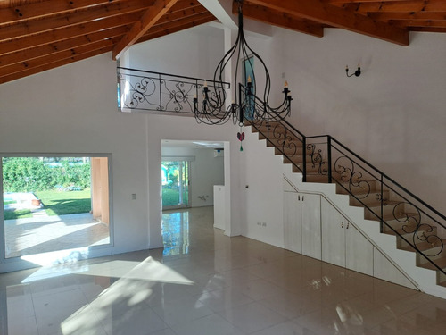 Casa En Venta - Barrio Cerrado Las Acacias De Hudson