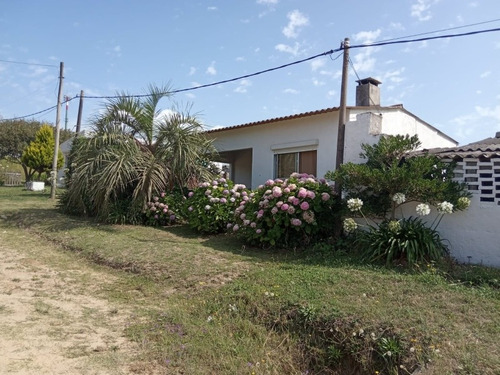 Muy Cercana Al Mar Barrio Costa Azul