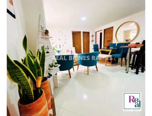 Apartamento En Segundo Piso Con Ascensor Excelente Ubicación