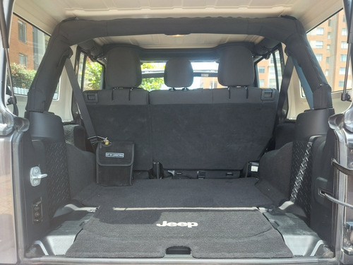 Jeep Wrangler 3.6 A/t 5 Ptas 2016