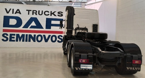 Imagem 3 de 6 de Volvo Fm 370 - 2013