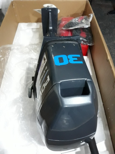 Imagen 13 de 15 de Fuera Borda Pòwertec 9.9 Hp 4t 0km Pata Larga Ideal Veleros